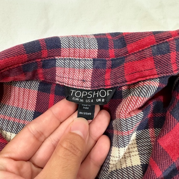 TOPSHOP CHLOE CROP PLAID SHIRT - Picture 6 of 8